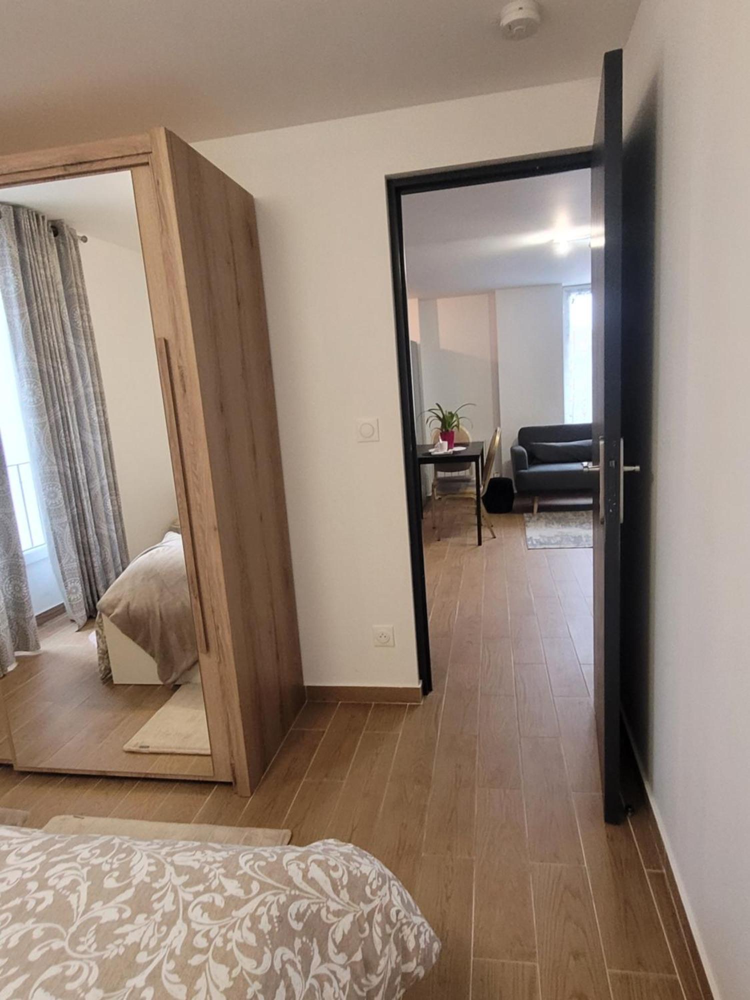 Appartement Prive A 15Mn De Paris Et Proche Enghien Les Bains Groslay ภายนอก รูปภาพ